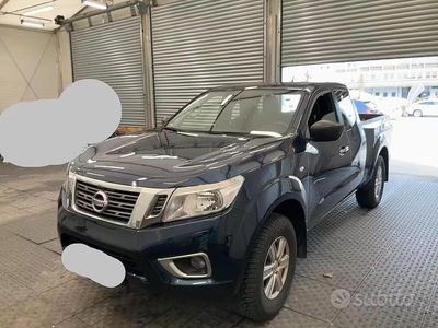 Usata Nissan Navara Acenta 163 CV (119 kW) 2019 Blu Pick-up