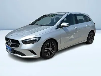 Usata Mercedes B250 Advanced 224 CV (164 kW) 2023 Argento Utilitaria