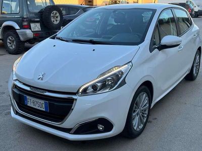 usata Peugeot 208 5p 1.6 bluehdi Active 75cv