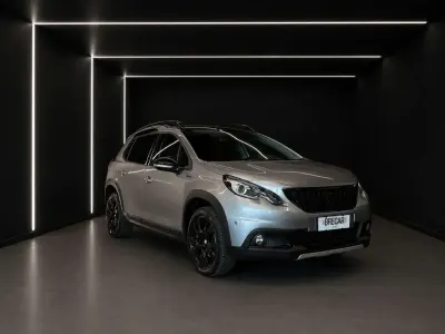 Usata Peugeot 2008 GT-line 131 CV (96 kW) 2019 Grigio SUV