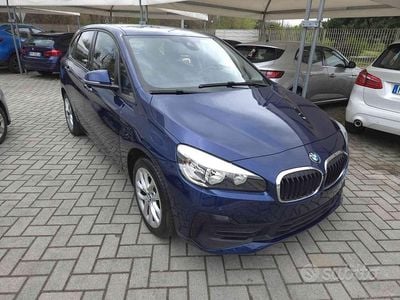 Usata BMW 225 Active Tourer iPerformance 136 CV (100 kW) 2019 Blu Monovolume
