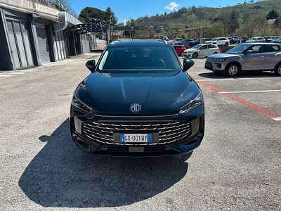 Usata MG HS Luxury 170 CV (125 kW) 2024 Nero SUV