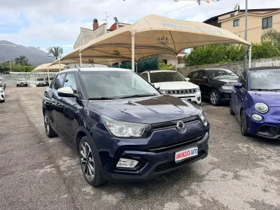 Usata SsangYong Tivoli 127 CV (93 kW) 2019 Blu SUV
