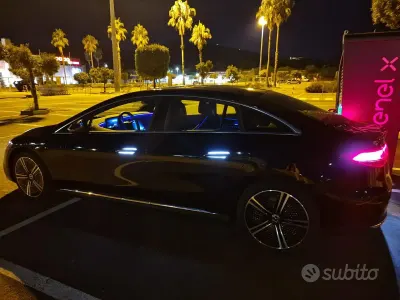 Begagnad Mercedes EQE350 Premium 108 kW (148 HK) 2022 Svart Sportkupé