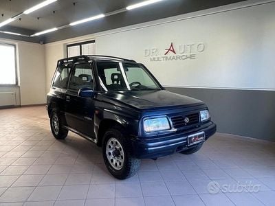 Usata Suzuki Vitara 97 CV (71 kW) 1996 Blu SUV