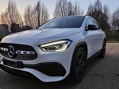 Usata Mercedes GLA200 Premium 149 CV (109 kW) 2022 Bianco SUV