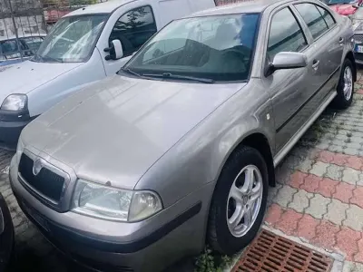 Usata Skoda Octavia 101 CV (74 kW) 2007 Grigio Berlina