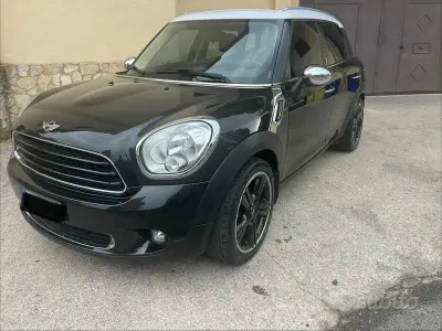 Usata Mini Cooper Countryman 111 CV (81 kW) 2014 Nero SUV