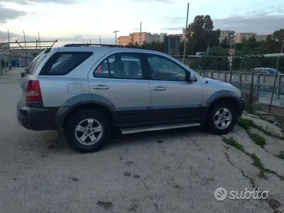 Usata Kia Sorento 140 CV (102 kW) 2004 Grigio SUV