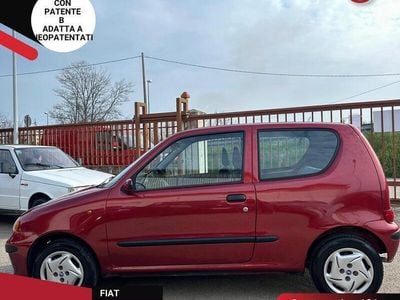 Usata Fiat 600 54 CV (39 kW) 1999 Rosso Utilitaria