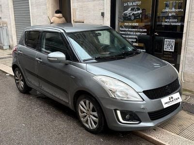Begagnad Suzuki Swift 75 HK (55 kW) 2013 Grå Halvkombi