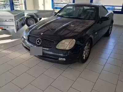 Usata Mercedes SLK200 192 CV (141 kW) 1997 Blu Cabrio