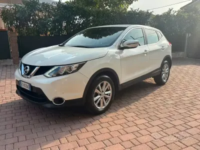 Usata Nissan Qashqai 116 CV (85 kW) 2016 Bianco SUV