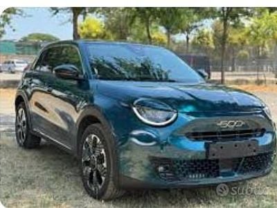 Verde Usata 2024 Fiat 600 La Prima SUV | 24.000 € (Buon prezzo)