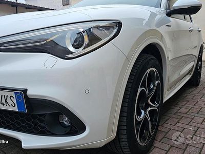 Usata Alfa Romeo Stelvio Veloce 210 CV (154 kW) 2021 Bianco SUV