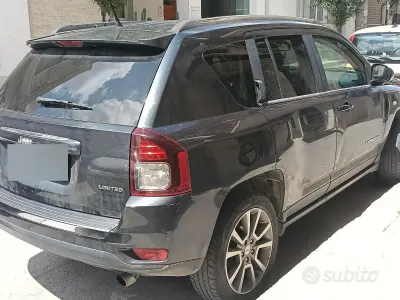 Usata Jeep Compass 170 CV (125 kW) 2014 Nero SUV