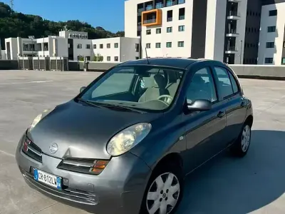 Usata Nissan Micra 65 CV (47 kW) 2003 Marrone Utilitaria