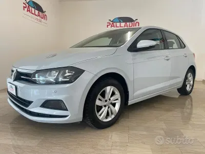 Usata VW Polo Comfortline 80 CV (58 kW) 2019 Grigio Utilitaria