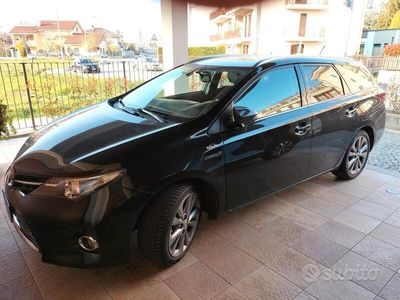 usata Toyota Auris Hybrid 1.8 Hybrid 5 porte Lounge