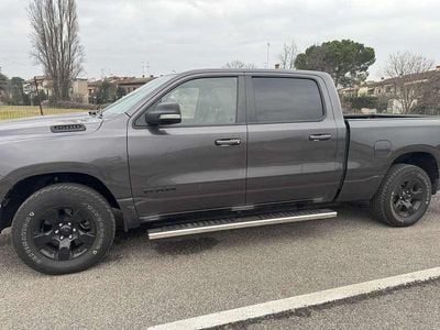 Usata Dodge Ram 264 CV (194 kW) 2022 Grigio Pick-up
