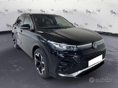 Usata VW Tiguan R-line 150 CV (110 kW) 2025 Nero SUV