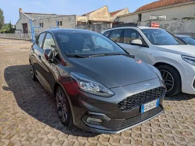Usata Ford Fiesta ST-Line 125 CV (91 kW) 2021 Grigio Utilitaria