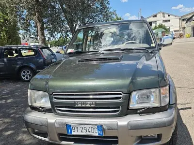 Usata Isuzu Trooper 159 CV (116 kW) 2001 Verde SUV