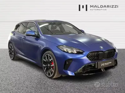 Usata BMW 118 M Sport 150 CV (110 kW) 2024 Portimao blue met. Utilitaria