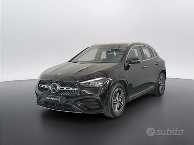 Usata Mercedes GLA180 AMG line 116 CV (85 kW) 2025 Nero SUV