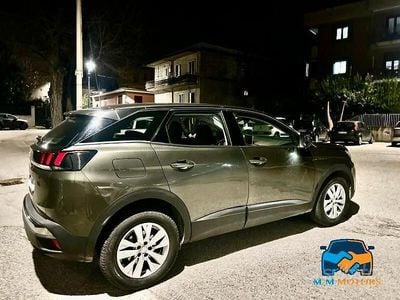 Usata Peugeot 3008 Allure 130 CV (95 kW) 2019 Grigio SUV