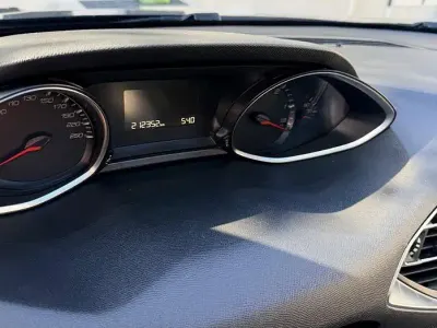 Usata Peugeot 308 99 CV (72 kW) 2016 Nero Station wagon
