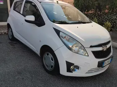Usata Chevrolet Spark 68 CV (50 kW) 2012 Bianco Utilitaria