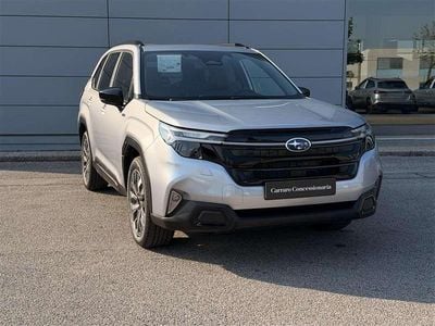 Nuova Subaru Forester Premium 136 CV (100 kW) 2026 Ice silver SUV