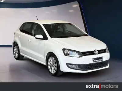 Usata VW Polo Comfortline 75 CV (55 kW) 2012 Bianco Utilitaria