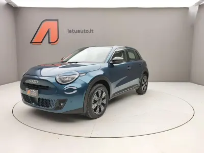 Usata Fiat 600 Icon 136 CV (100 kW) 2025 Verde SUV