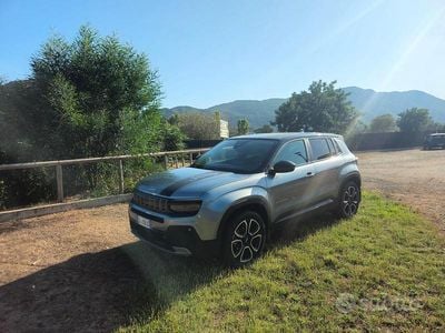 Usata Jeep Avenger 100 CV (73 kW) 2023 Grigio SUV