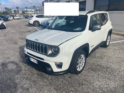 Begagnad Jeep Renegade Limited 131 HK (96 kW) 2021 Vit SUV
