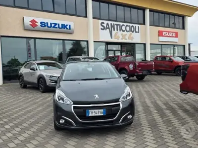 Usata Peugeot 208 Active 82 CV (60 kW) 2017 Grigio Utilitaria