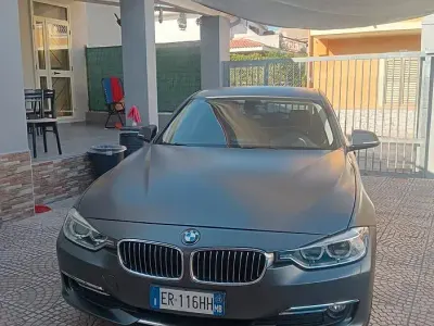 Usata BMW 318 Luxury Line 143 CV (105 kW) 2013 Station wagon