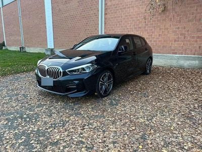 Usata BMW 116 M Sport 116 CV (85 kW) 2020 Nero Utilitaria