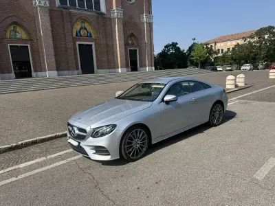Usata Mercedes E220 Premium 194 CV (142 kW) 2018 Coupé