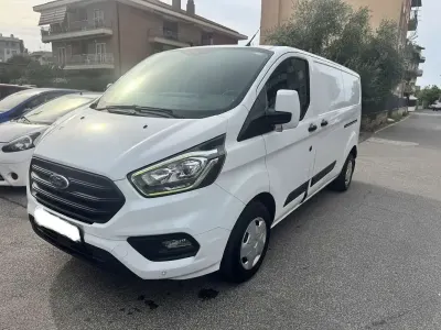 Usata Ford Transit Custom 131 CV (96 kW) 2019 Furgone