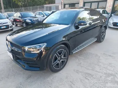 Usata Mercedes GLC220 AMG 194 CV (142 kW) 2022 Nero SUV