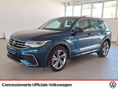 Usata VW Tiguan R-line 150 CV (110 kW) 2024 Azzurro SUV