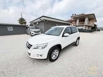 Usata VW Tiguan 140 CV (102 kW) 2011 Bianco SUV