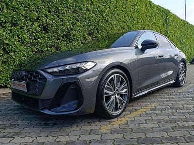 Nuova Audi A5 S-Line 204 CV (150 kW) 2025 Grigio daytona effetto perlato Berlina