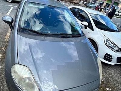 Brugt Fiat Punto 77 HK (56 kW) 2009 Grå Hatchback