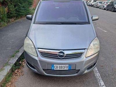 Usata Opel Zafira Cosmo 150 CV (110 kW) 2009 Argento Monovolume