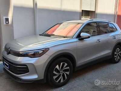 Usata VW Tiguan Edition 131 CV (96 kW) 2024 Grigio SUV