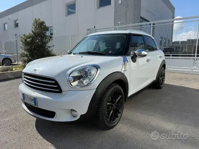 Usata Mini Cooper D Countryman 111 CV (81 kW) 2012 Bianco SUV